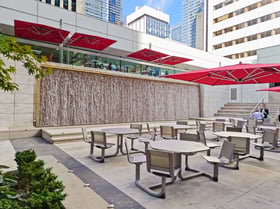 Photo of 130 King Street West