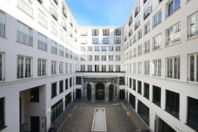 Photo of Maximilianstraße 2