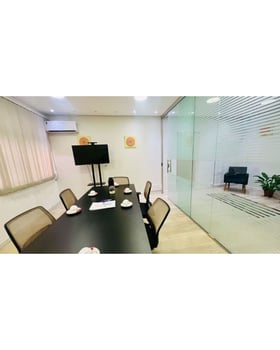 Photo of 687 Avenida Amazonas