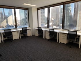 Photo of 324 8 Avenue Southwest