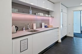 Photo of Überseeallee 10