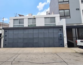 Photo of 4875 Cangrejo