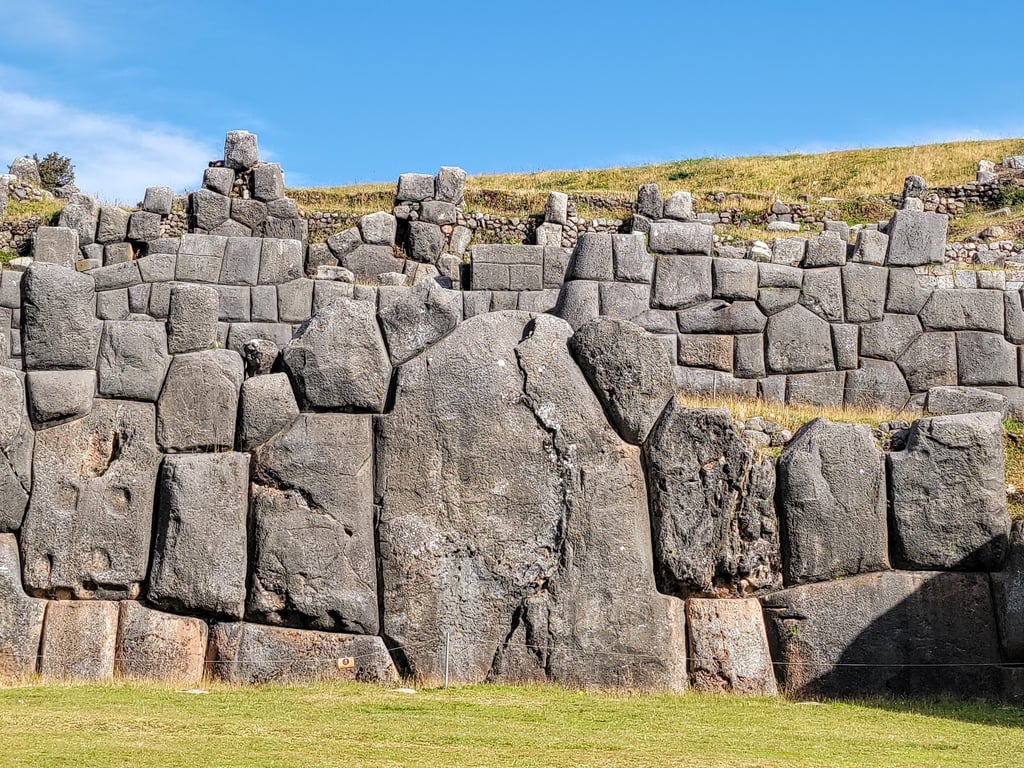 Sacsayhuamán Fortress