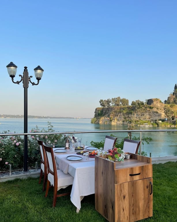 Güney Marina Restaurant