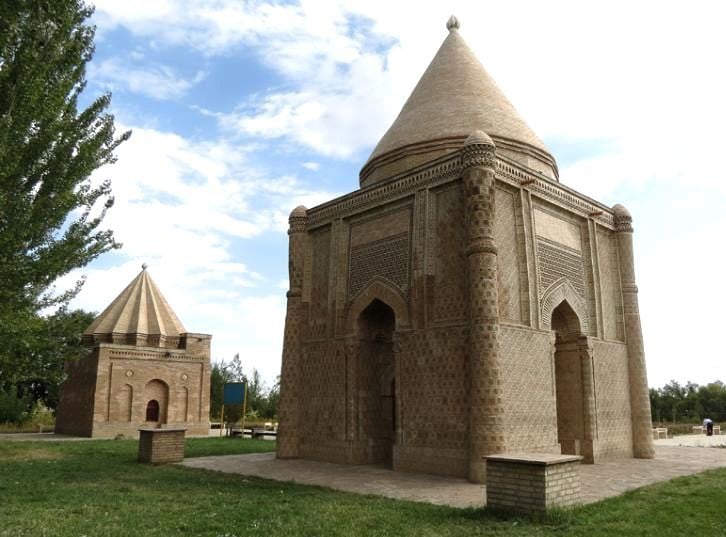 Aisha Bibi Mausoleum