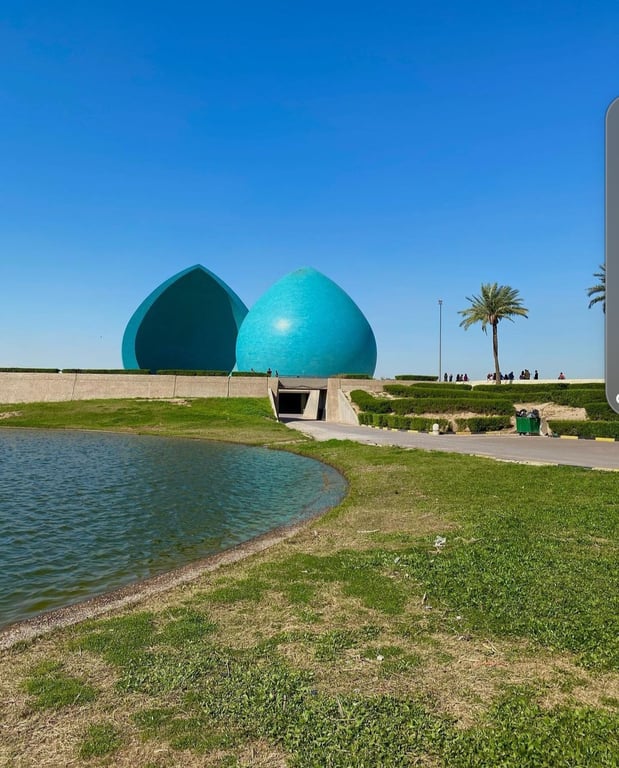 Al-Shaheed Monument