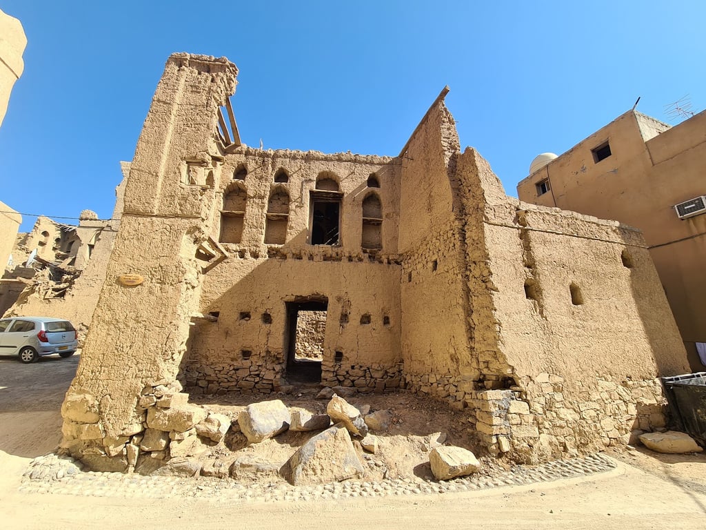 Al Hamra Old Village