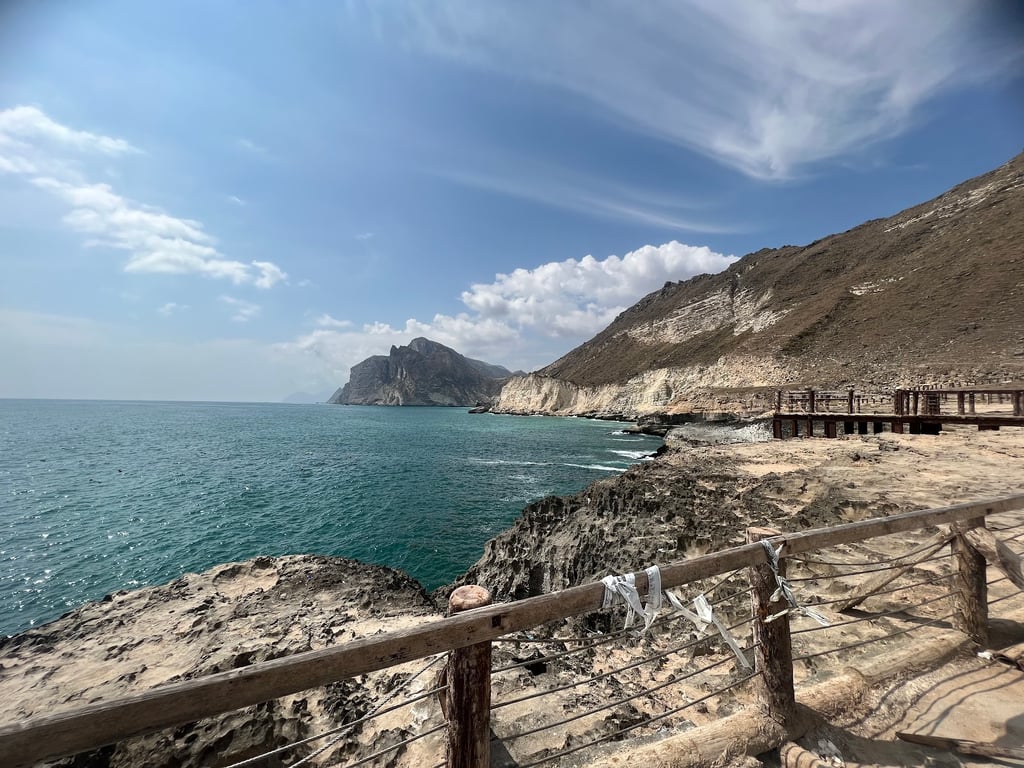Al Mughsayl Beach & Blowholes