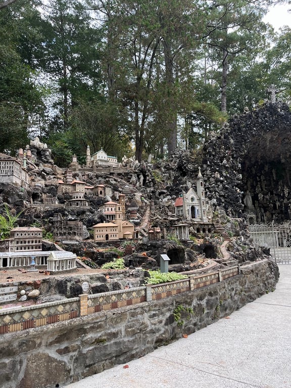 Ave Maria Grotto
