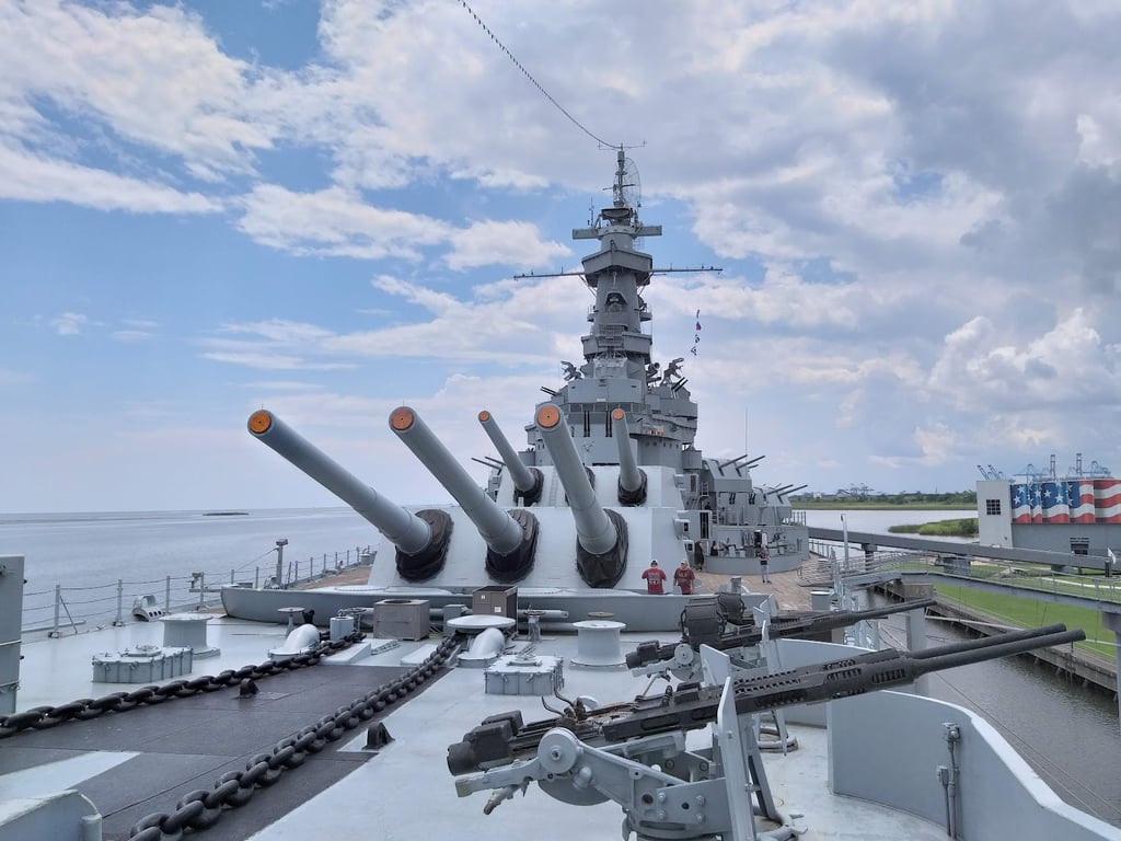 USS Alabama Battleship Memorial Park