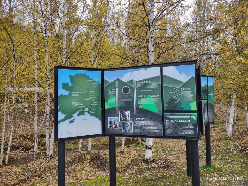 Trans-Alaska Pipeline viewpoint