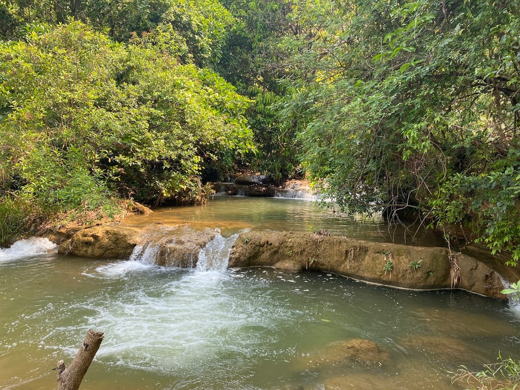 Anisakan Falls