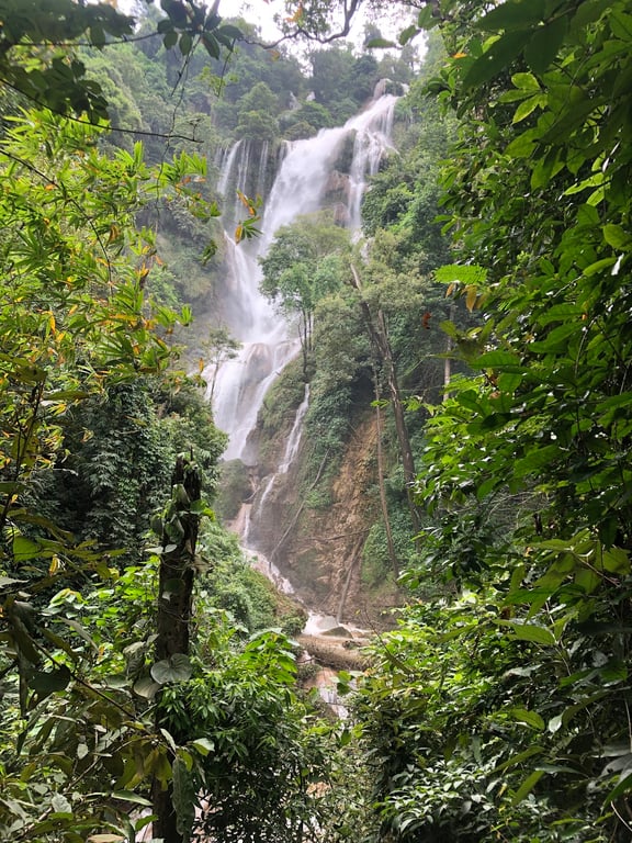 Anisakan Falls