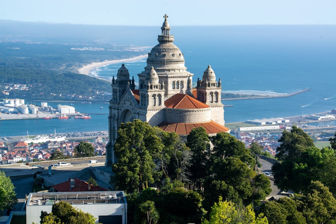 Santa Luzia Basilica View