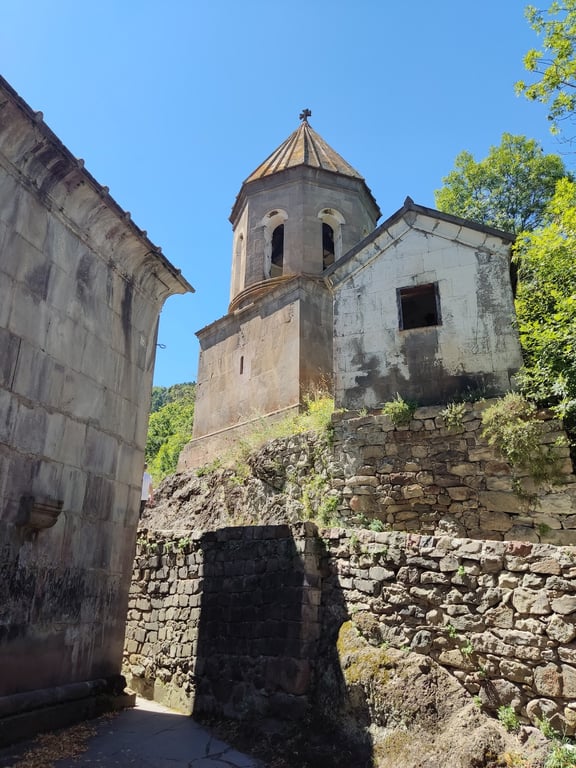 Sapara Monastery