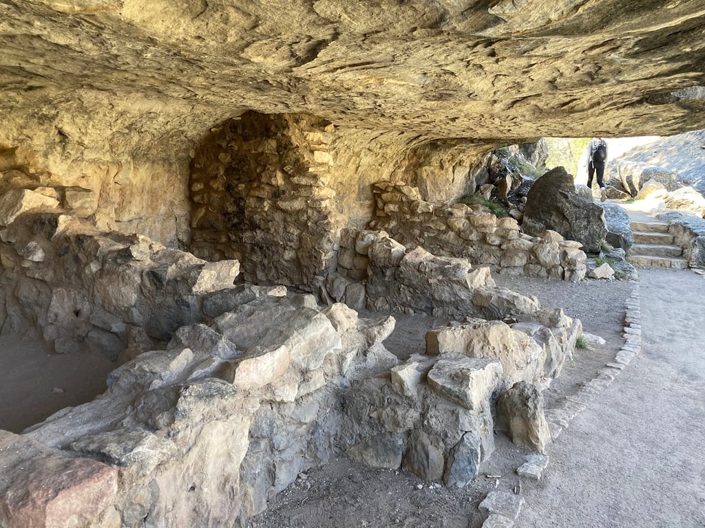 Walnut Canyon National Monument