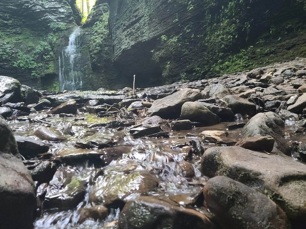 Six Finger Falls