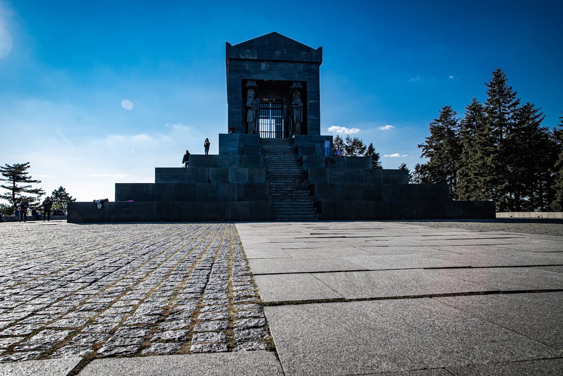 Avala Mountain & Tower