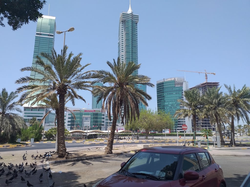 Bab Al Bahrain Square