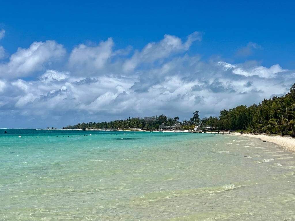 Belle Mare Beach