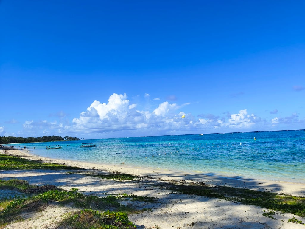 Belle Mare Beach