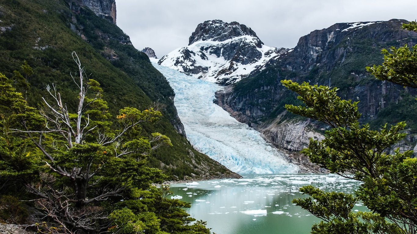 Bernardo O’Higgins NP Serrano Glacier