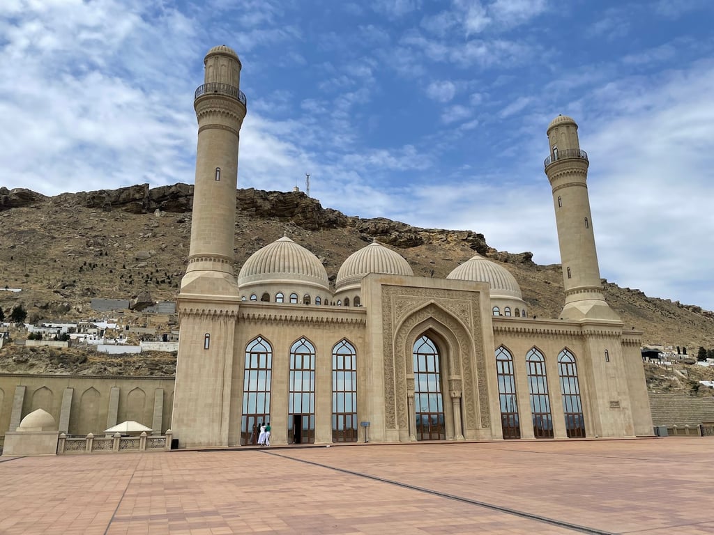 Bibi-Heybat Mosque