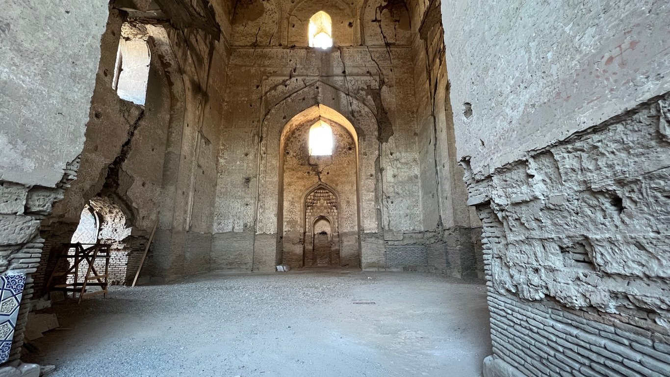 Bibi-Khanym Mosque