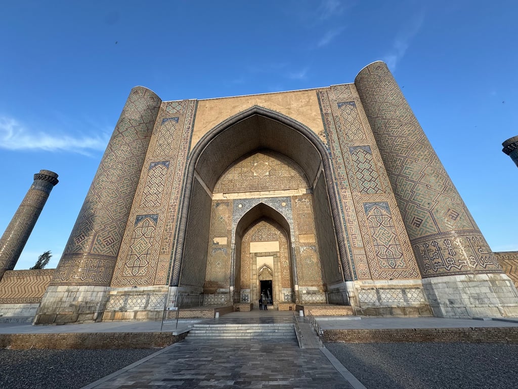 Bibi-Khanym Mosque