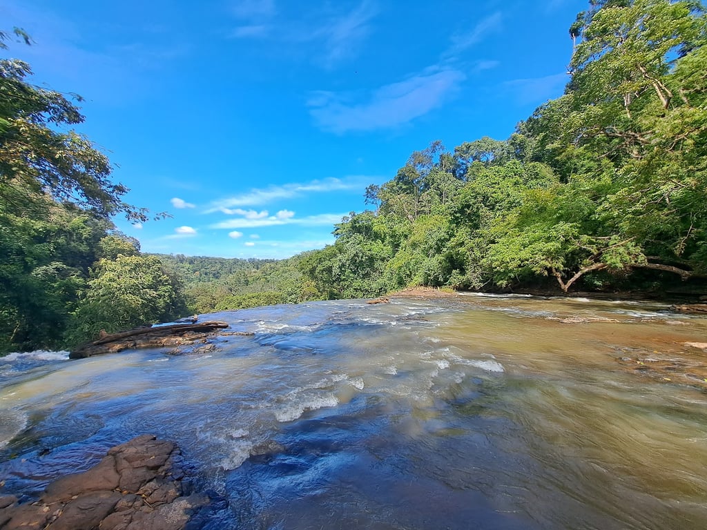 Bousra Waterfall