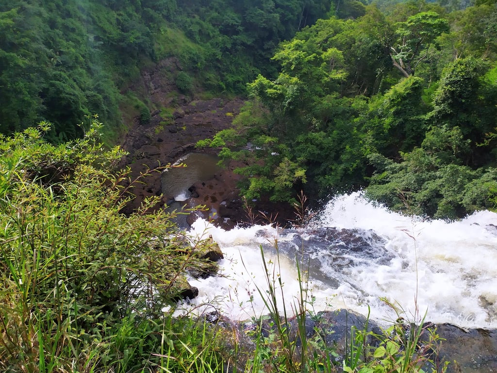 Bousra Waterfall