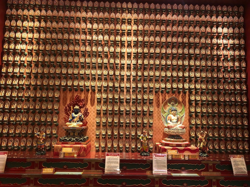 Buddha Tooth Relic Temple
