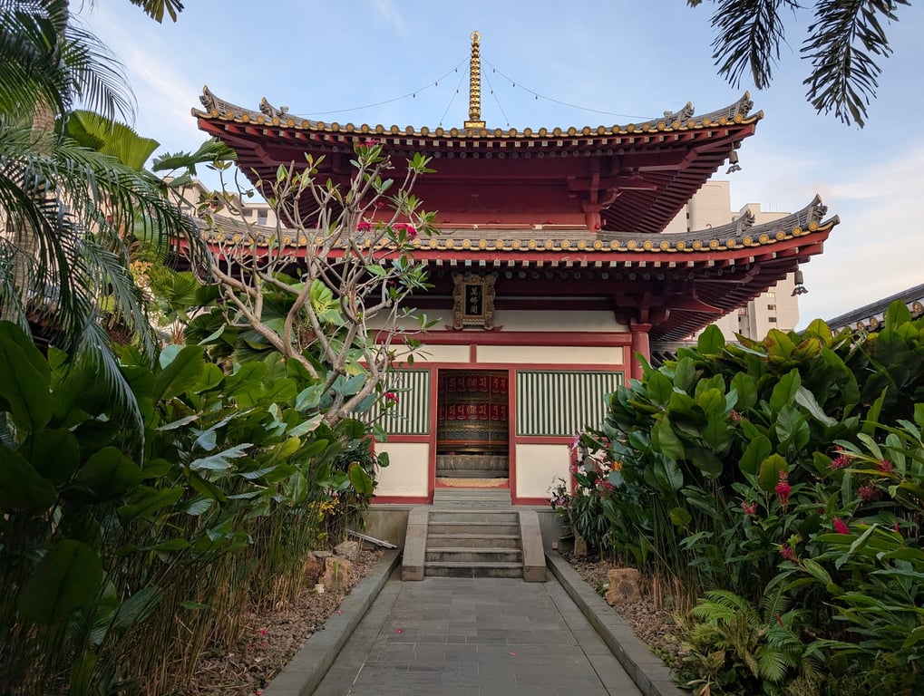 Buddha Tooth Relic Temple