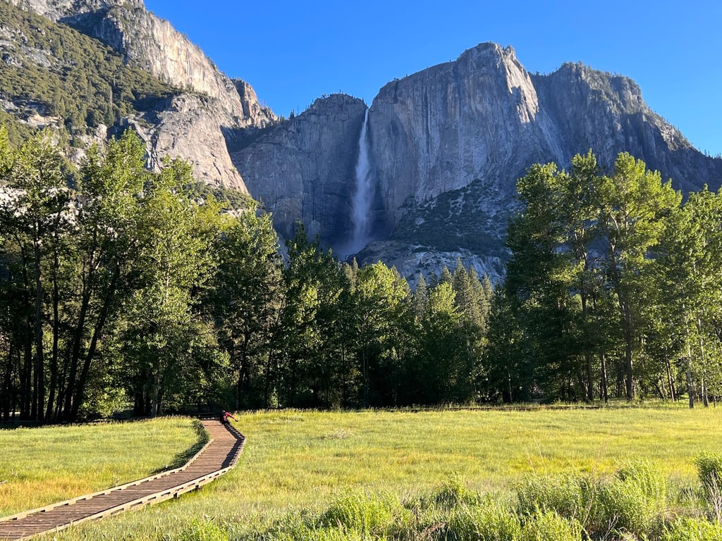 Tunnel View