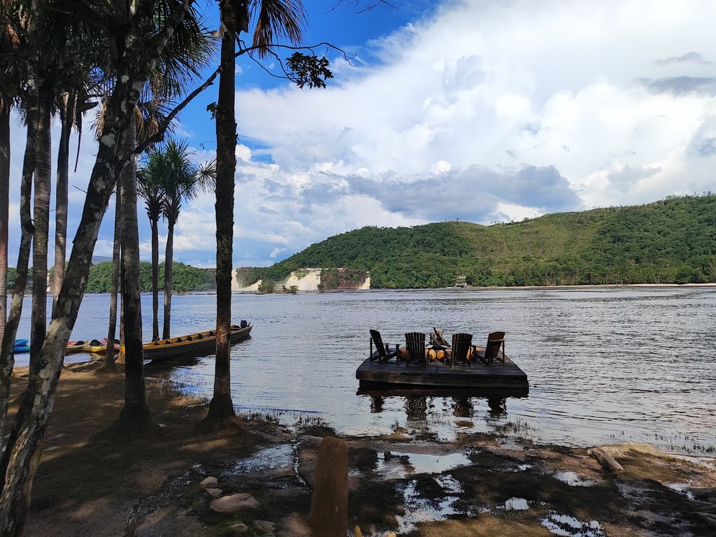 Canaima Lagoon