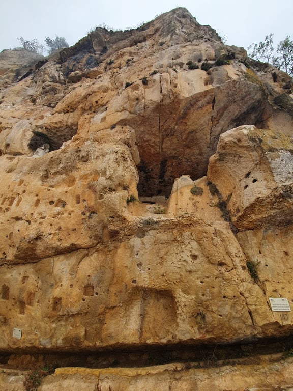 Cave Fortress of Niha