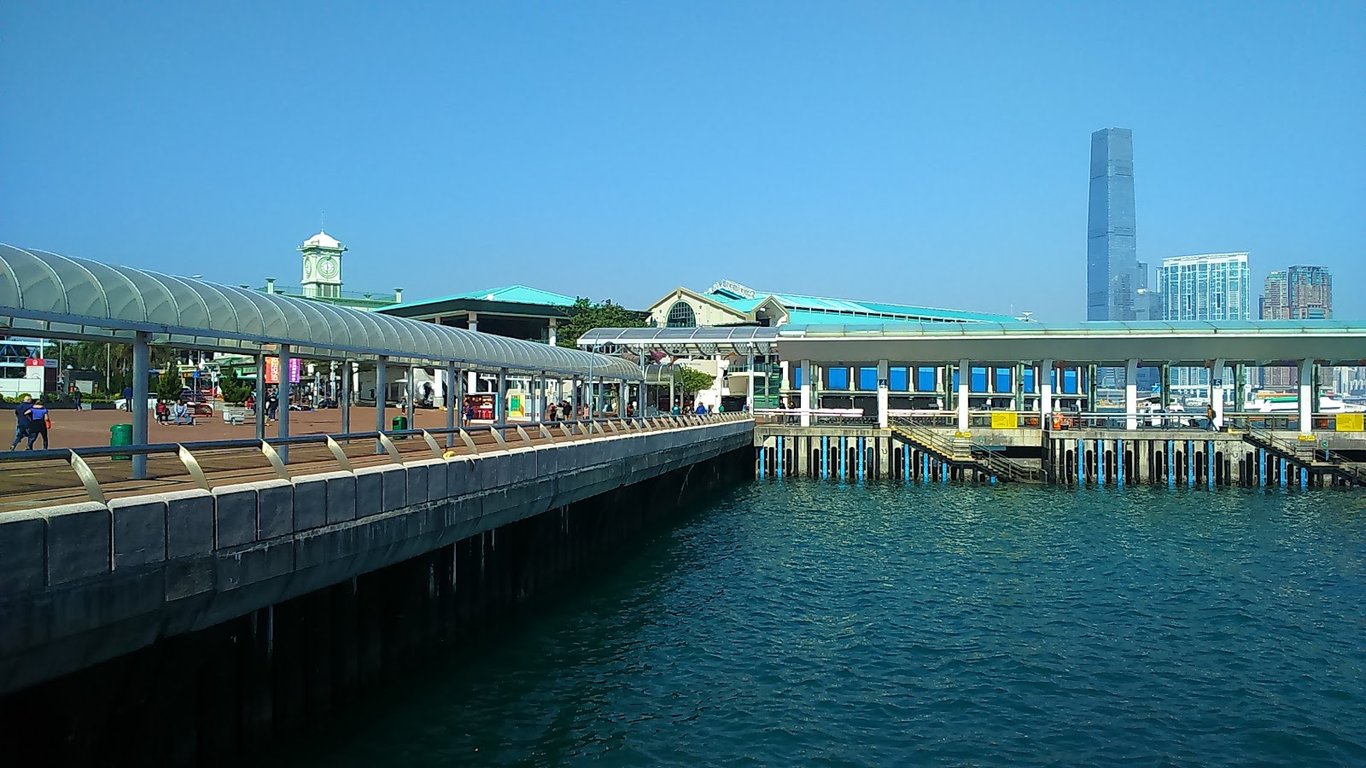 Central Piers