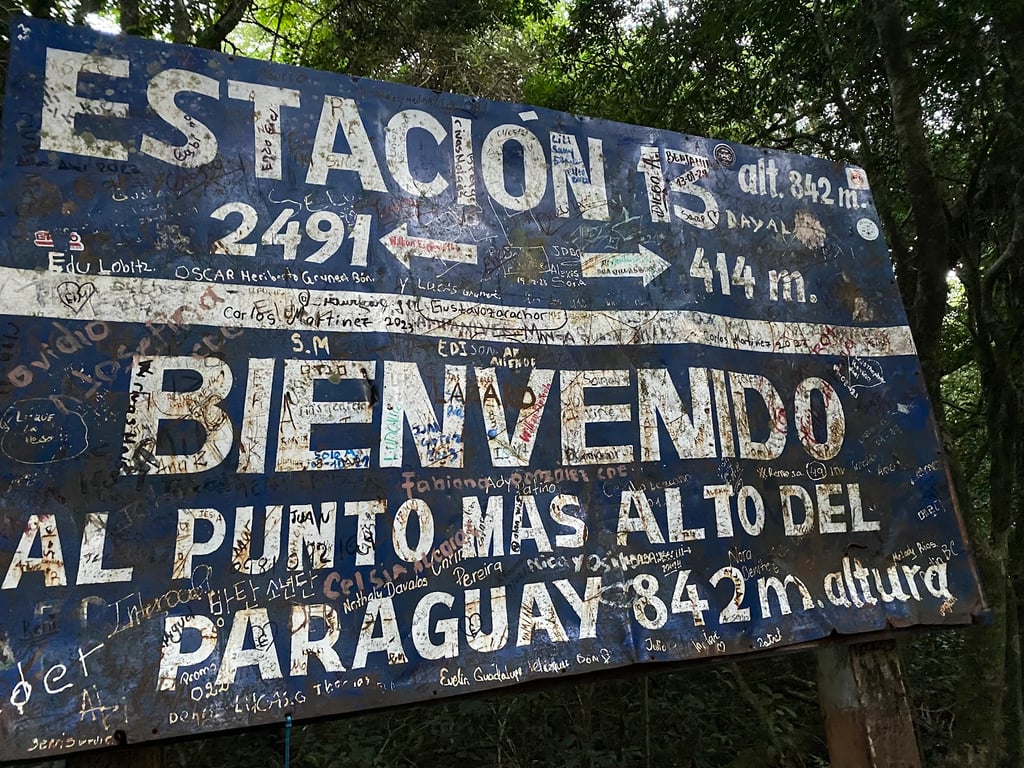 Cerro Tres Kandu