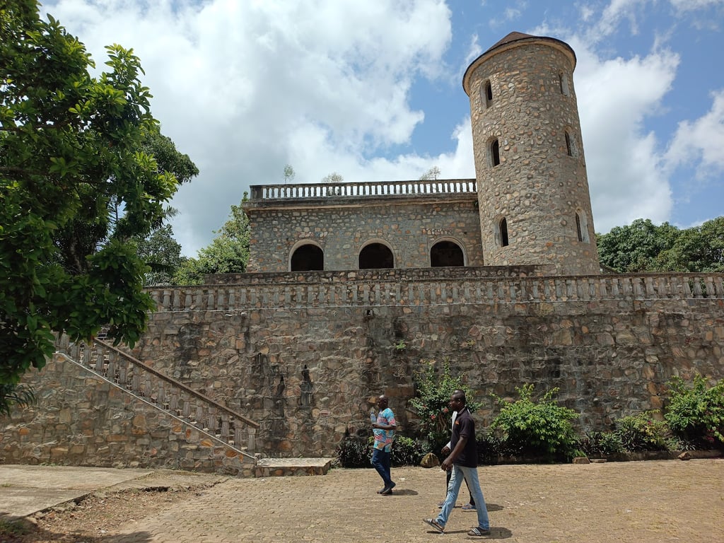 Château Vial Ruins