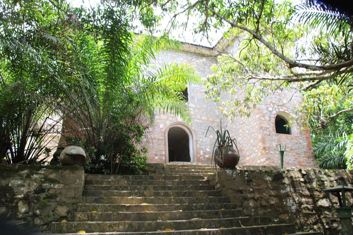 Château Vial Ruins