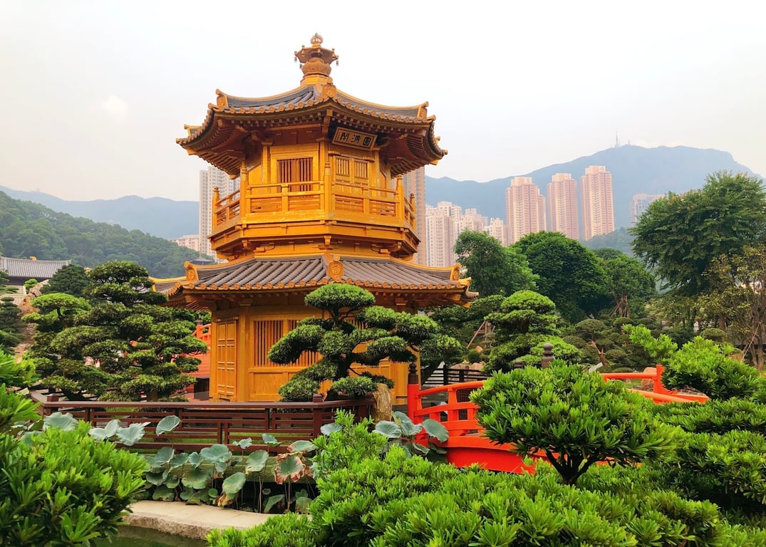 Chi Lin Nunnery & Nan Lian Garden