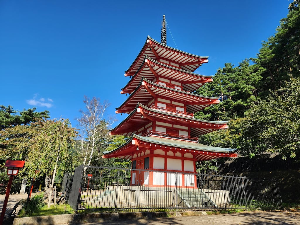 Chureito Pagoda & Sakura