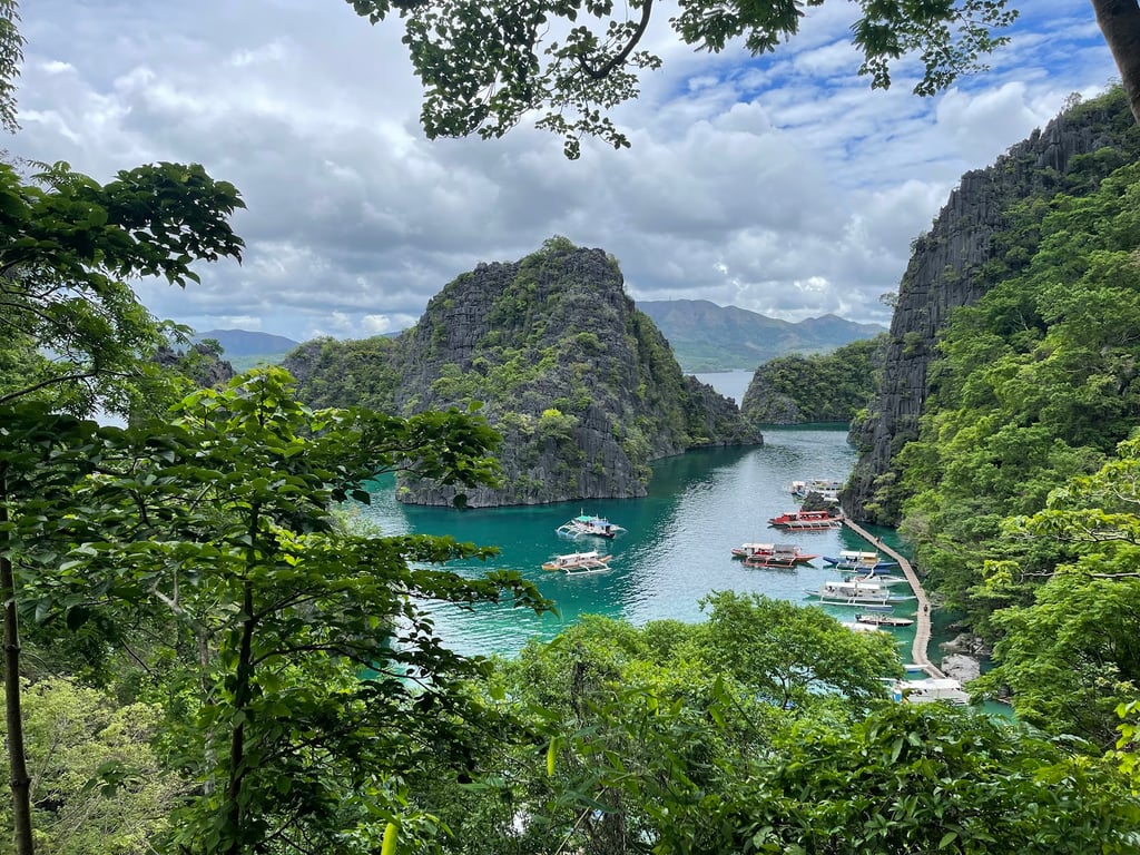 Coron Kayangan Lake