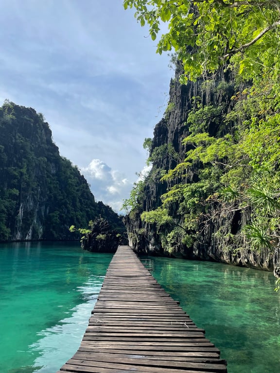Coron Kayangan Lake