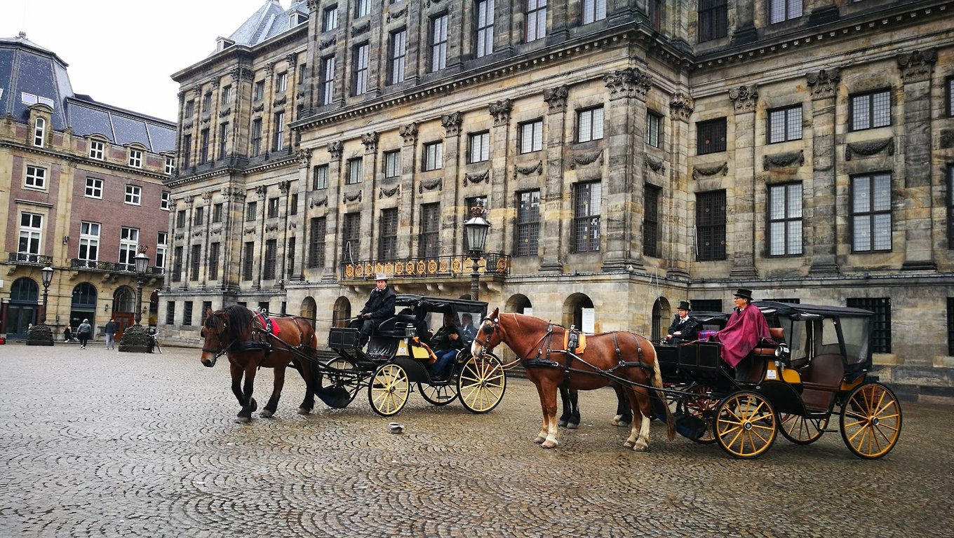 Dam Square & Royal Palace