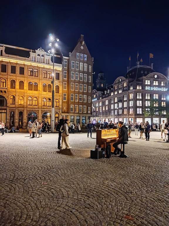 Dam Square & Royal Palace