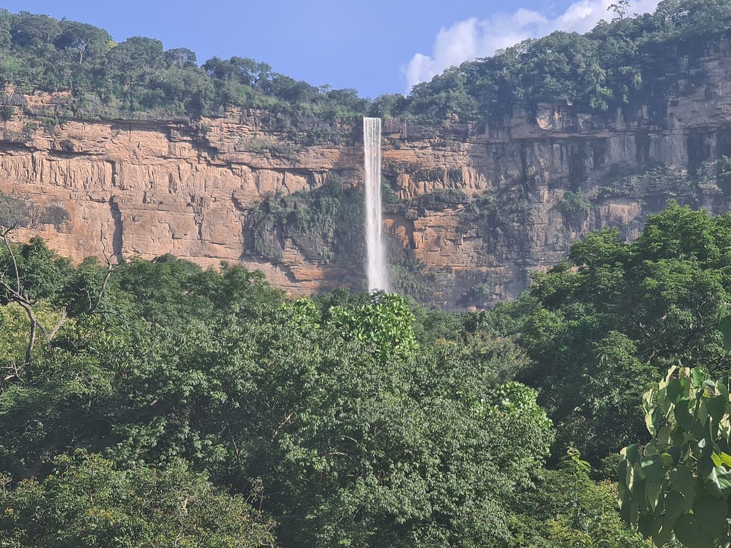 Ditinn Waterfall