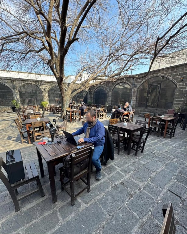 Sülüklü Han