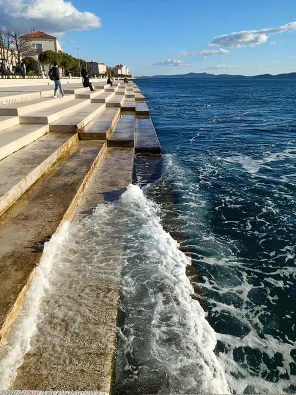 Sea Organ Wave-Music Steps
