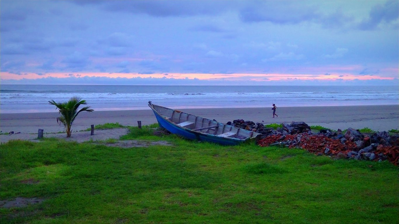 El Cuco Beach